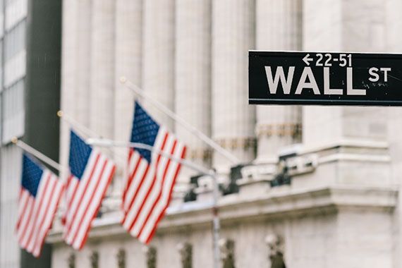 Une vue extérieure de Wall Street