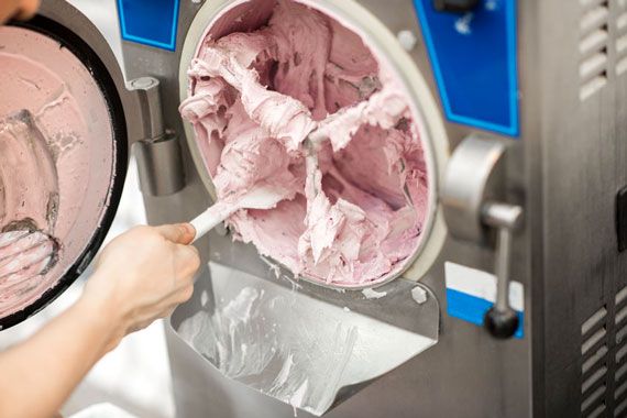 Une machine de crème glacée